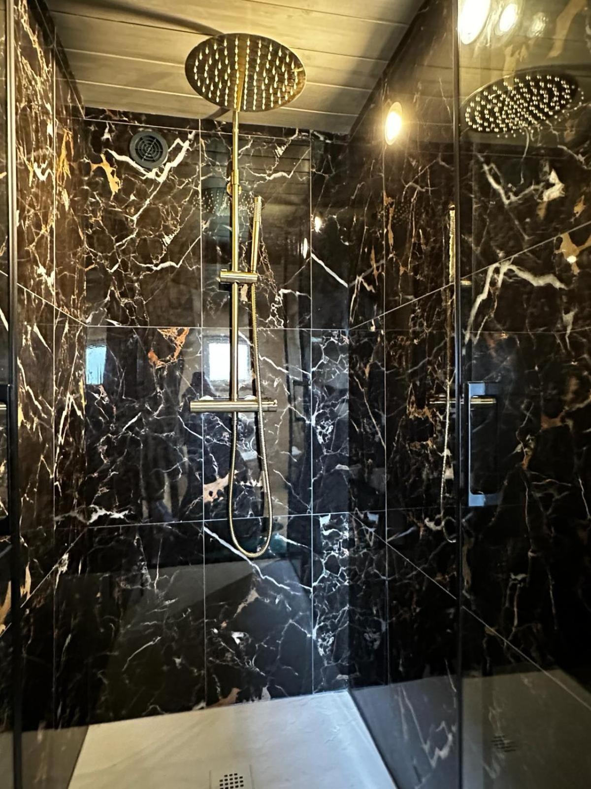La Cabane D'Emma Spa&Sauna Prive Bannalec Exteriör bild